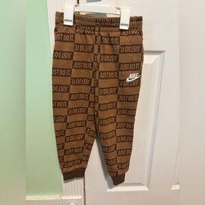 Boys Nike Sweatpants